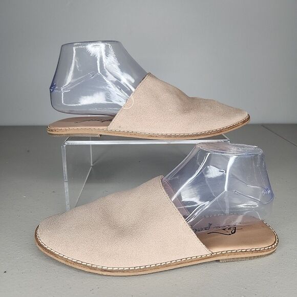 Free People Coronada Slip-On Suede Flats Nude Suede Womens Slip On Slipper EU 38 - Picture 2 of 6